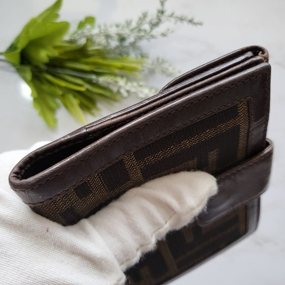 Fendi Zucca Bifold Snap Compact Wallet - Picture 14 of 15